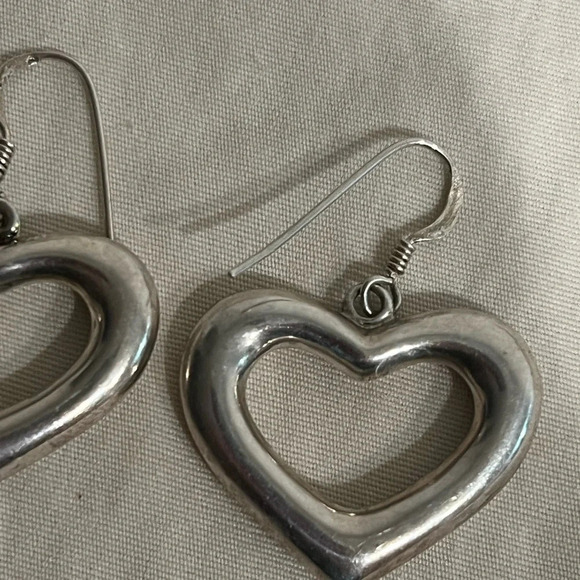 Sterling Silver Heart Pendant & Matching Heart Earrings Set Marked 925 Signed MO - Picture 11 of 14